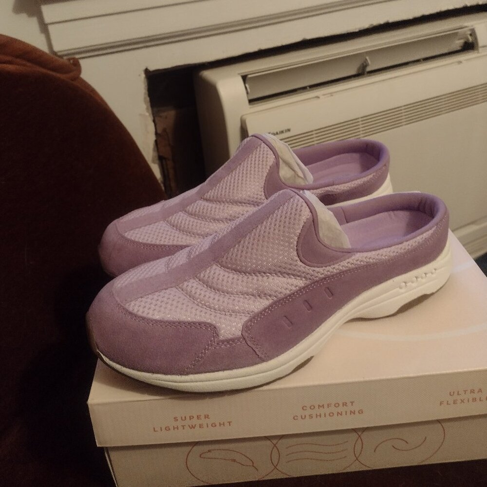 Easy spirit women's size 12 traveltime90 light purple